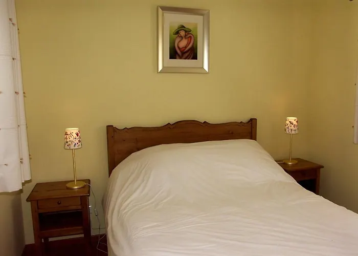 Les Terrasses De Castelmerle Guest house