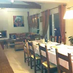 Les Terrasses De Castelmerle Guest house
