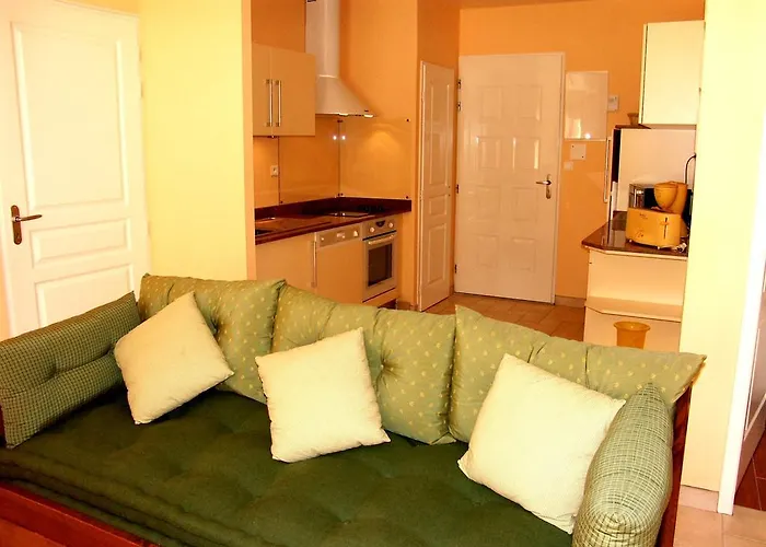 Les Terrasses De Castelmerle